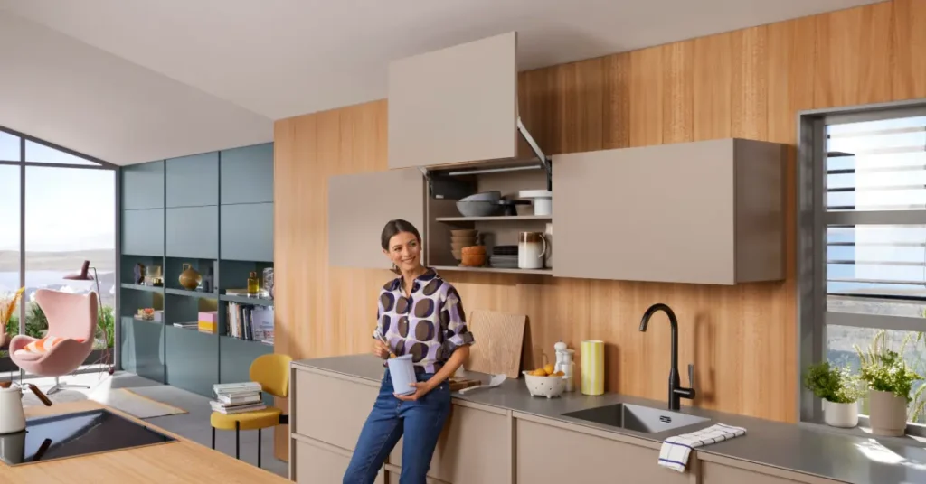 aventos hl top